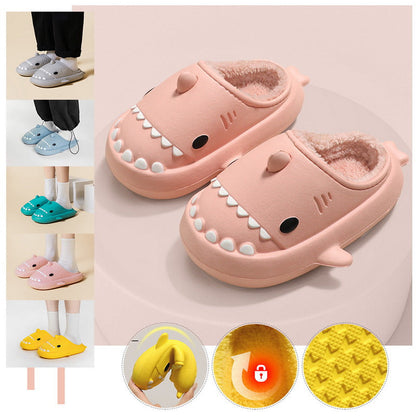Shark Slippers [Sandalias de Tiburón]